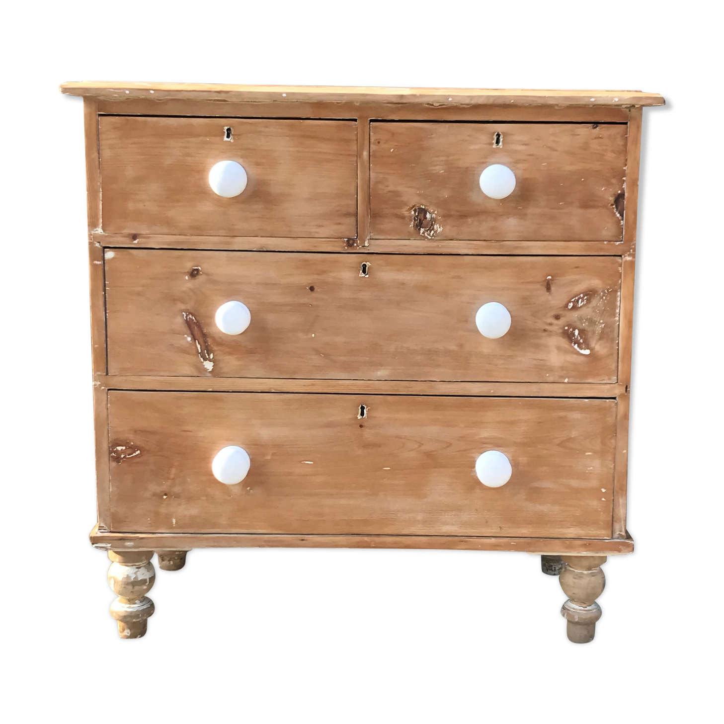 Pine dresser