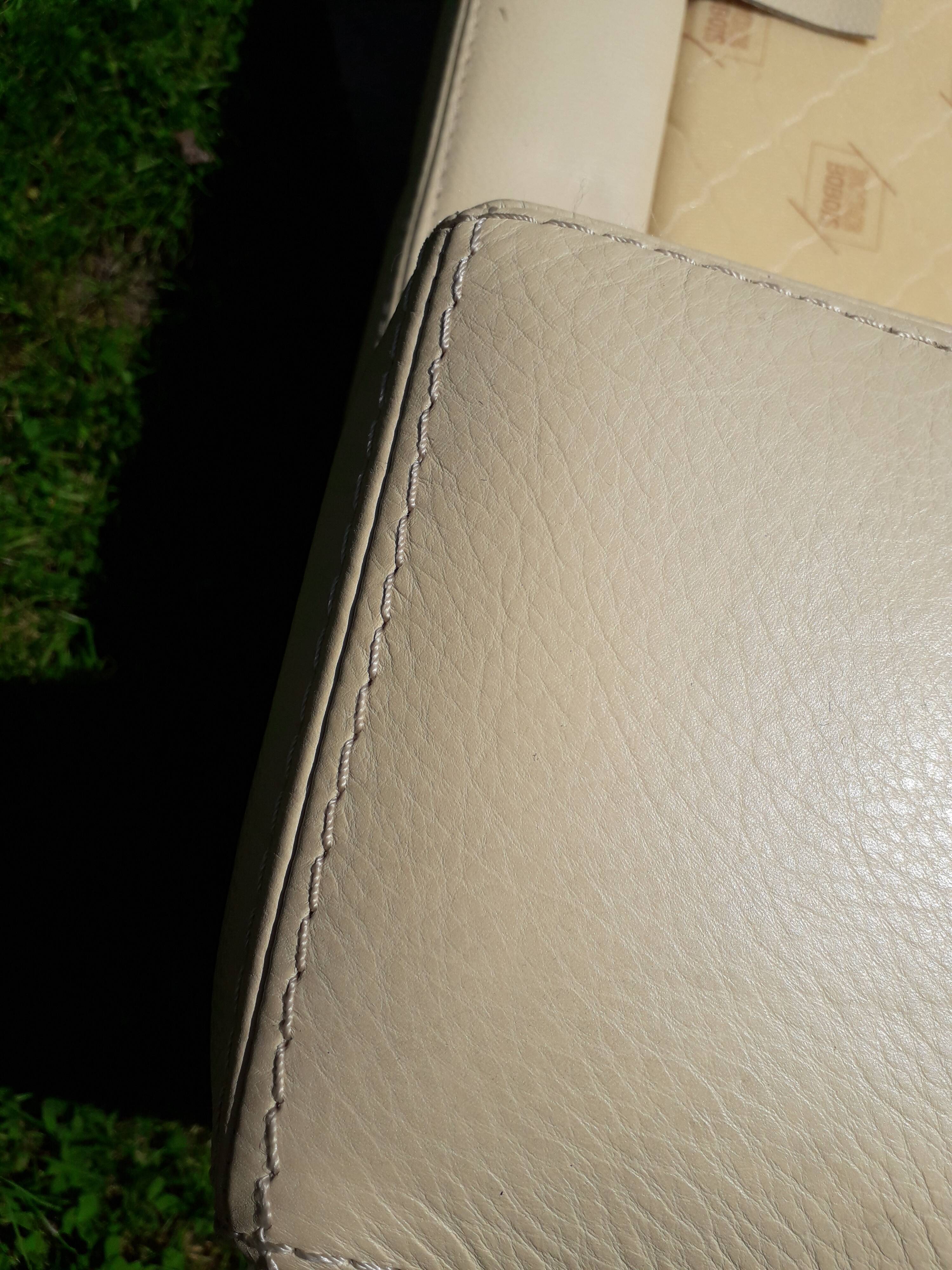 Canape cuir roche bobois