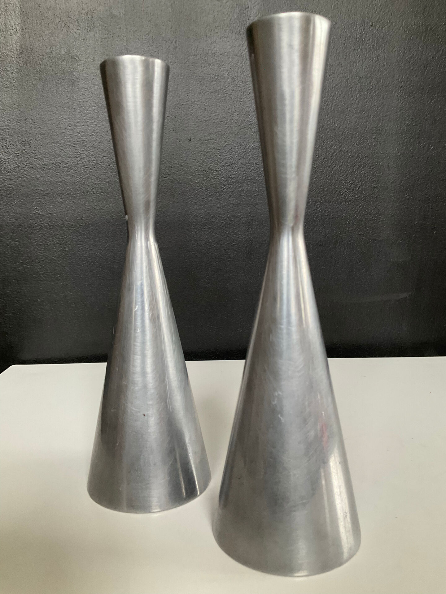 Paire de bougeoirs diabolo par Erika Pekkari pour IKEA