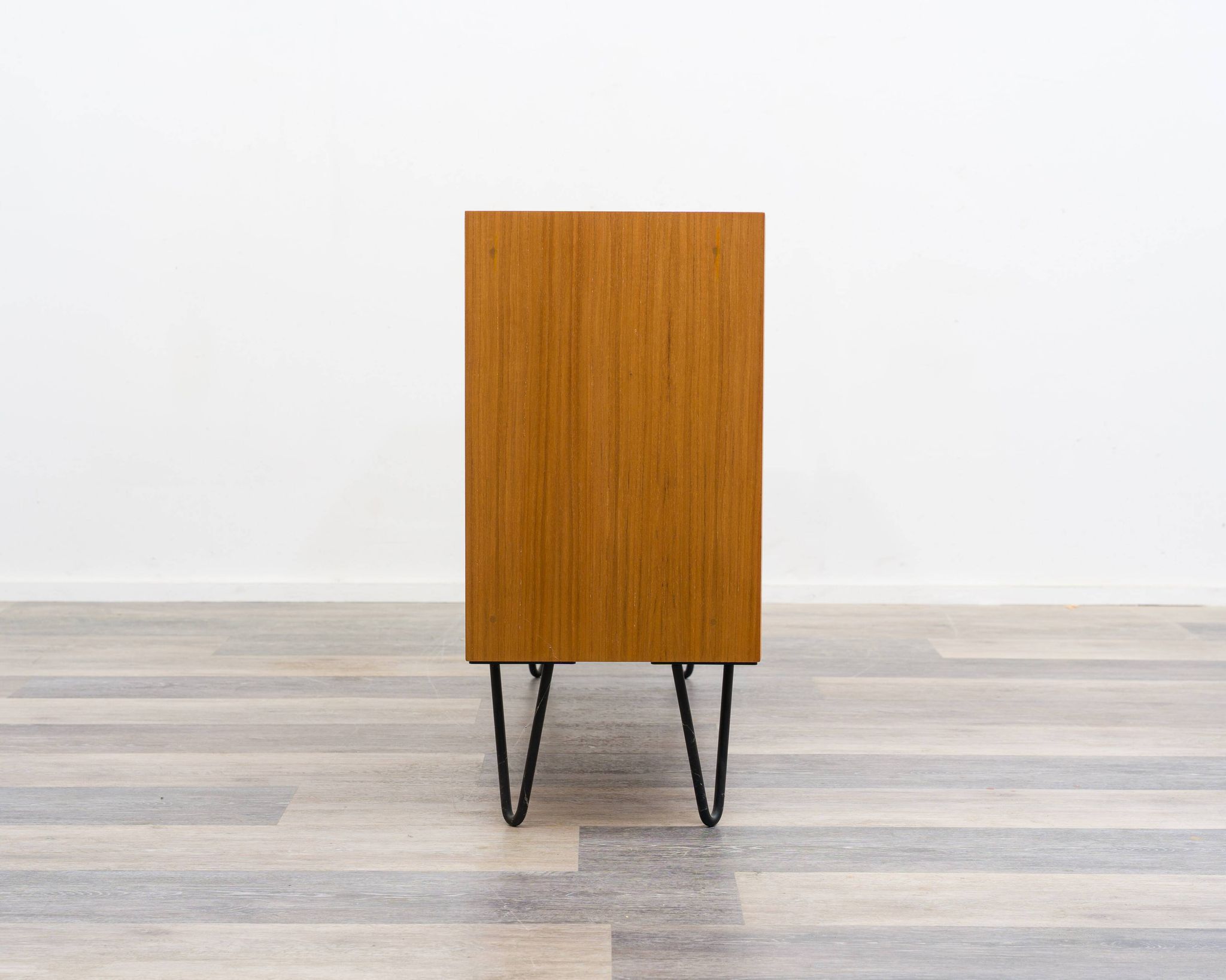 Two-door chest of drawers/sideboard with hairpin legs, 1960s. Restored