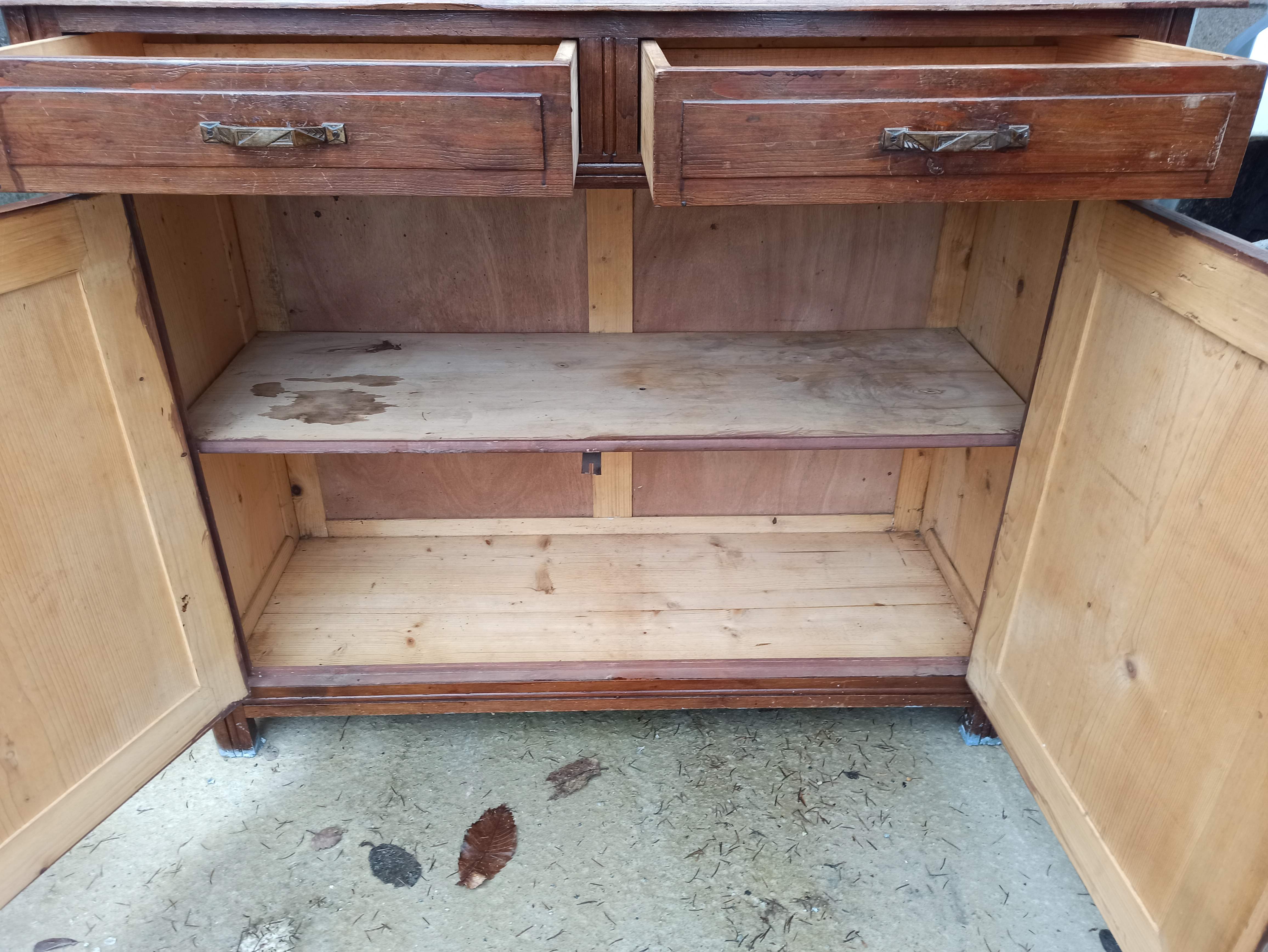 Low Parisian sideboard in solid wood 2 doors 2 drawers art deco handles