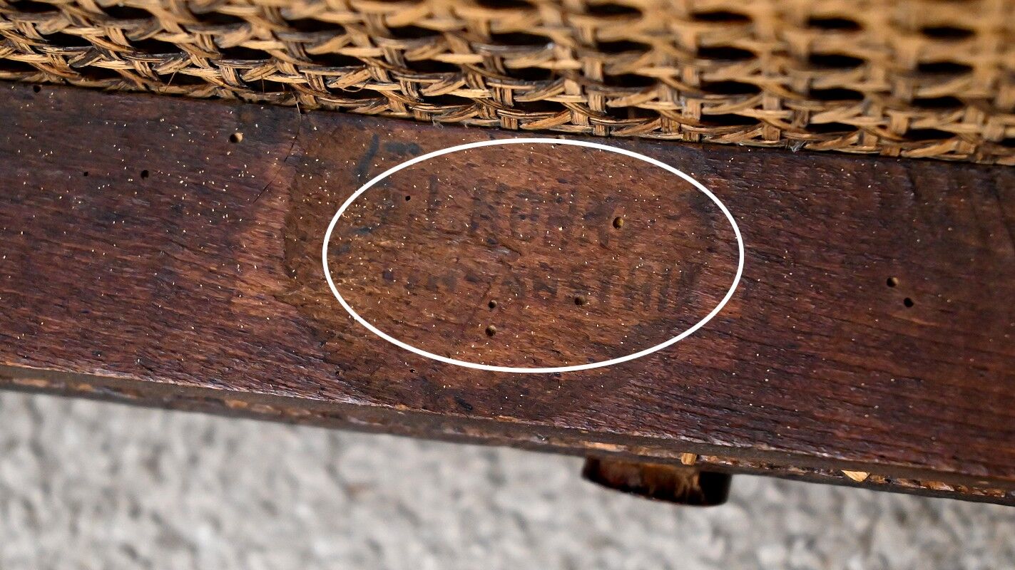 Curved beech bench, stamped J&J Kohn – Early 20th century