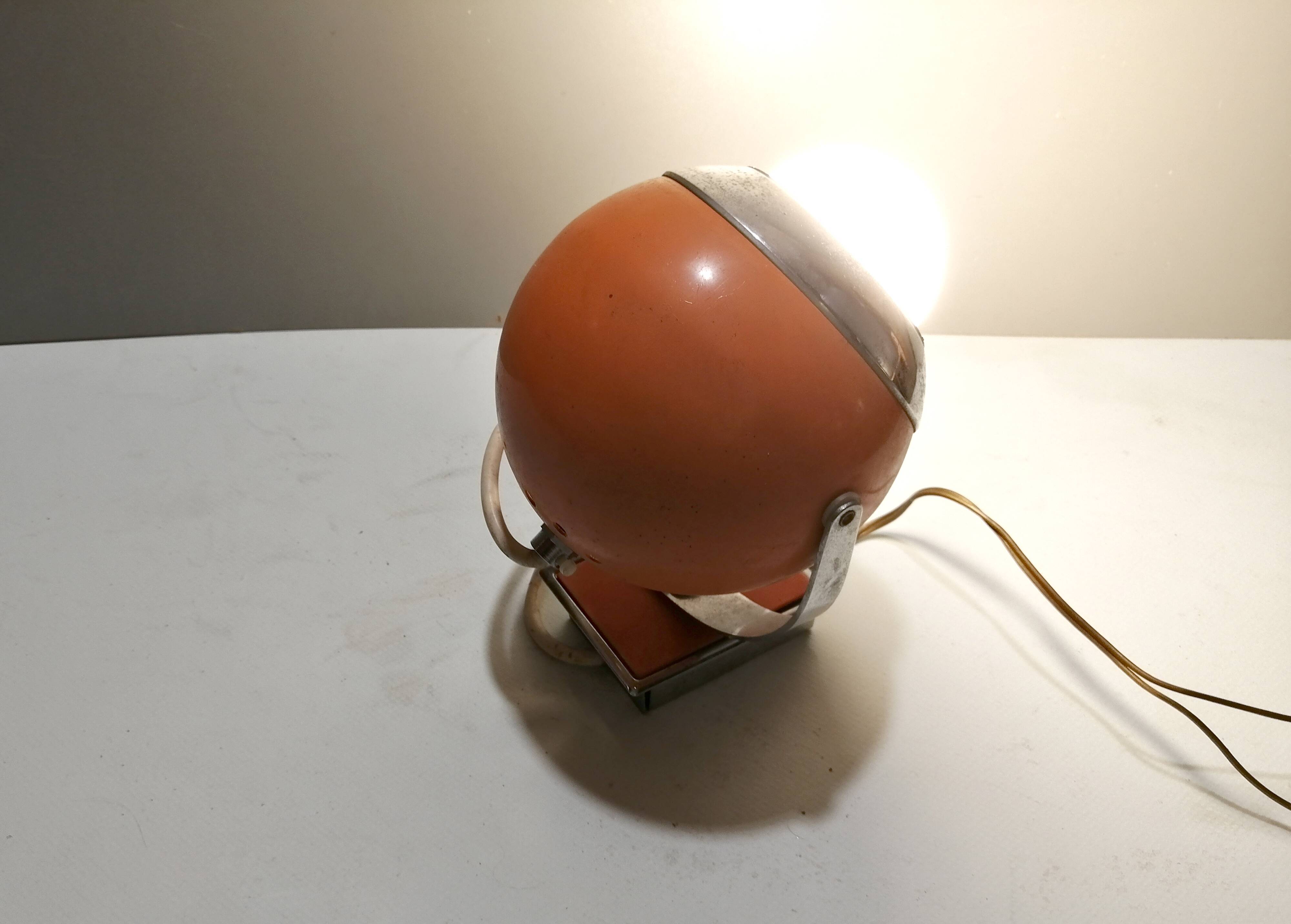 Orange eye ball lamp applies or to lay 70 Italy