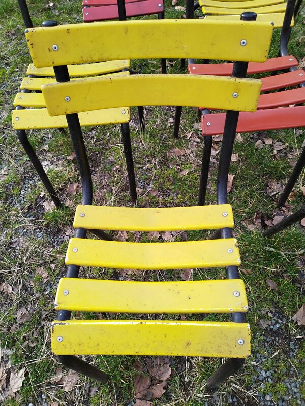 Chaises métalliques bistrot vintage