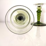 Set of 4 crystal glasses with green foot