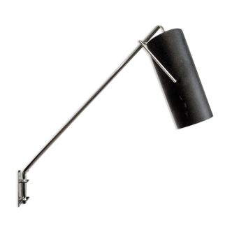 Raak wall sconce