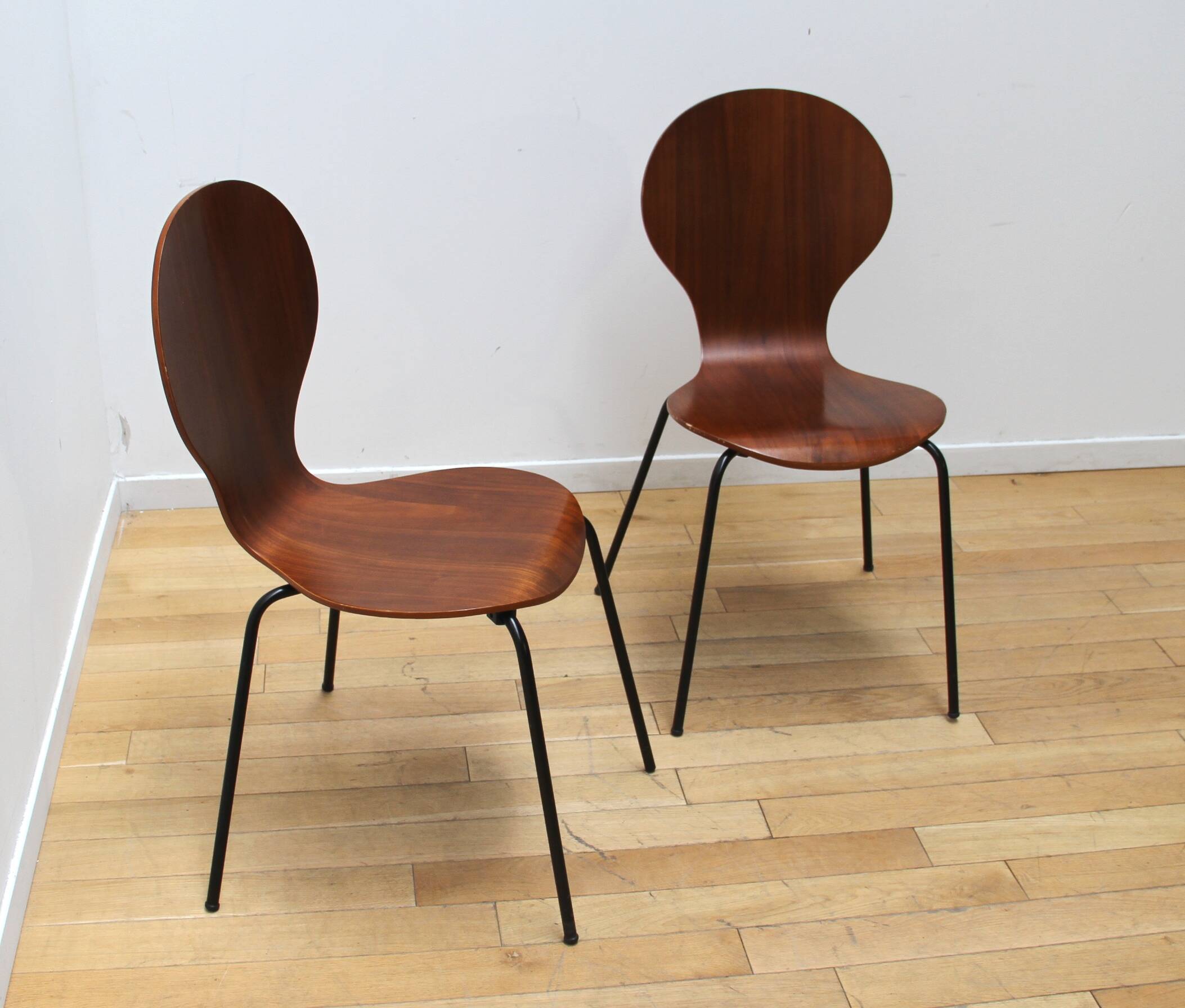 Paire de chaises de salle à manger