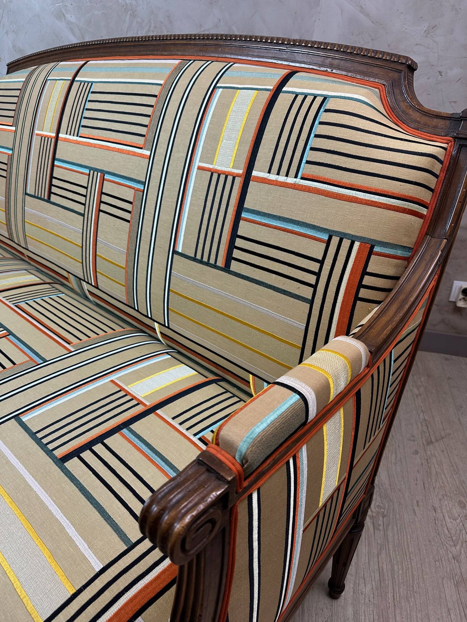Louis XVI style sofa refurbished