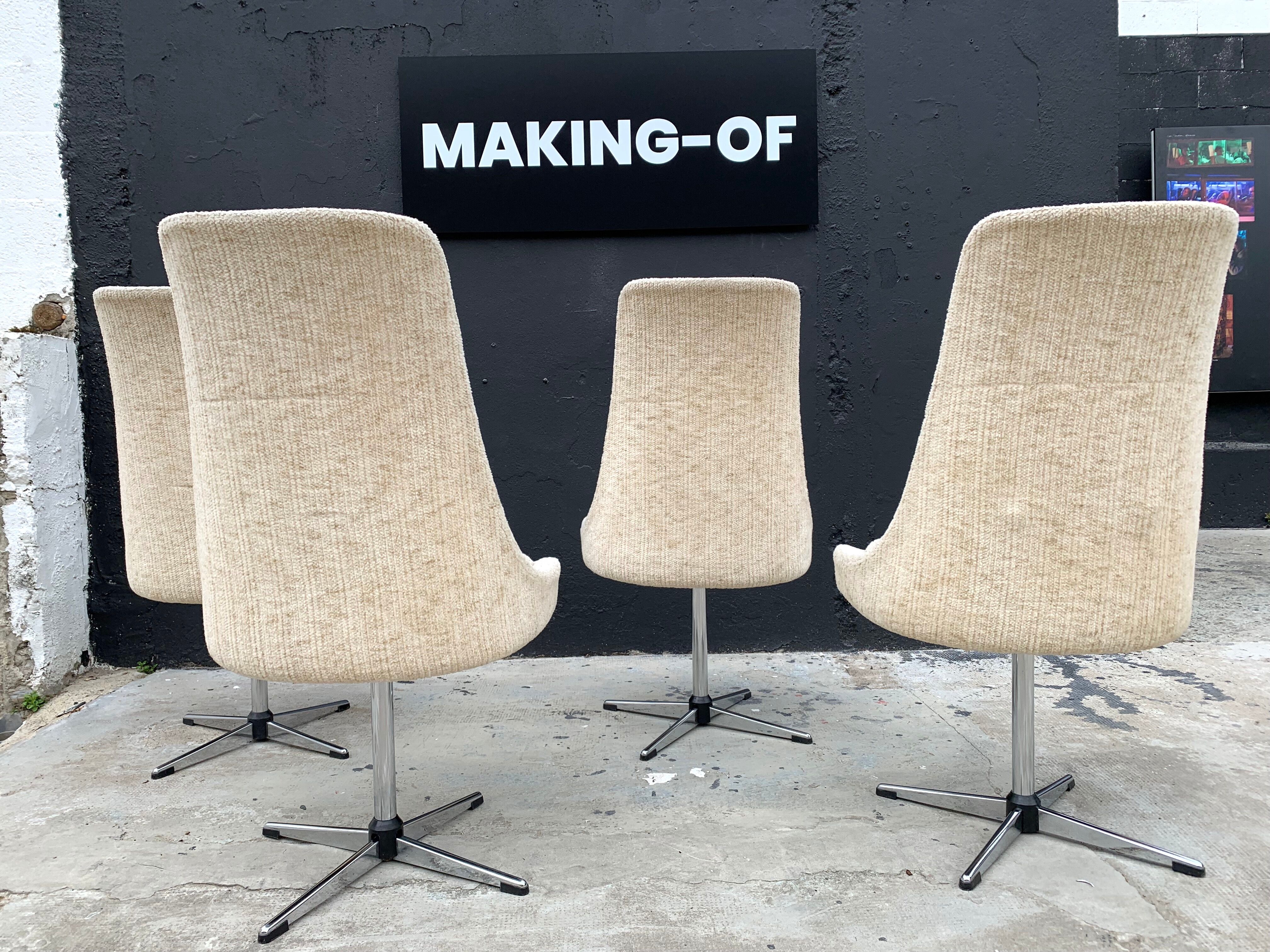 Set of 4 swivel chairs 70s