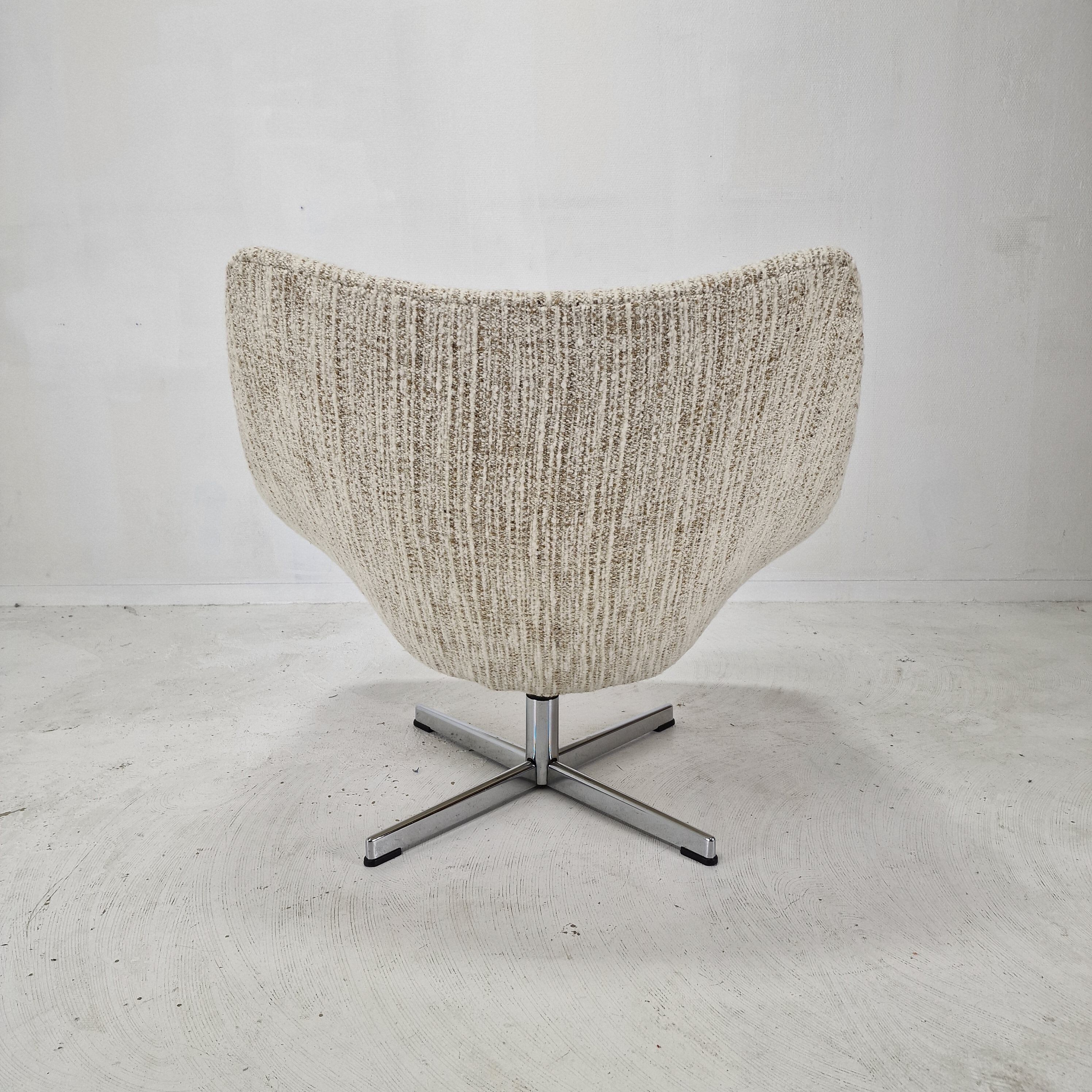 Oyster armchair  by Pierre Paulin for Artifort 1965