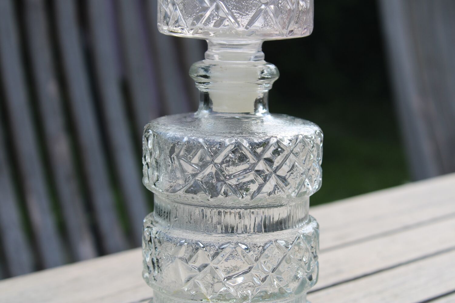 Glass decanter