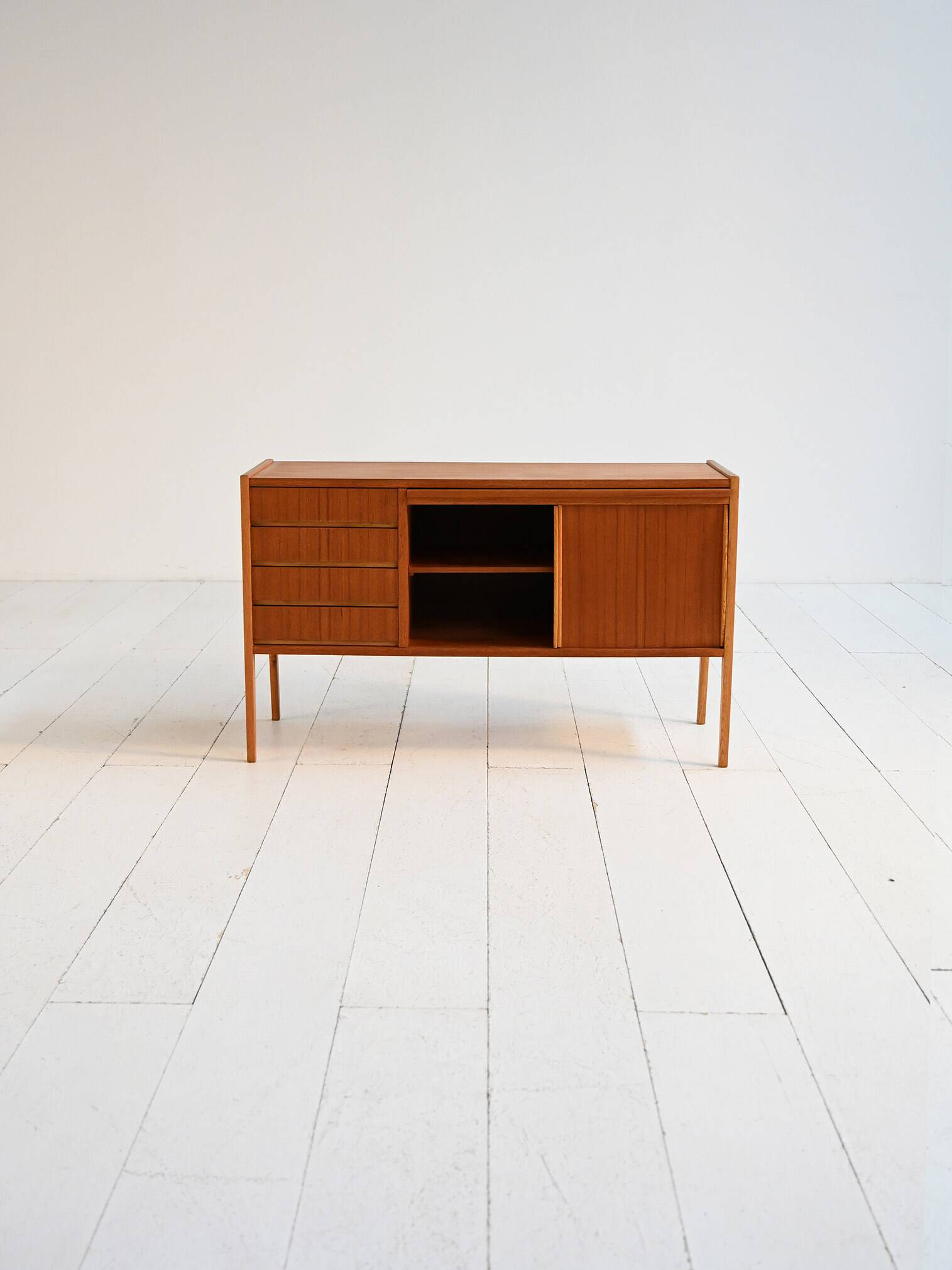 Buffet scandinave en teck avec bureau escamotable, années 1960