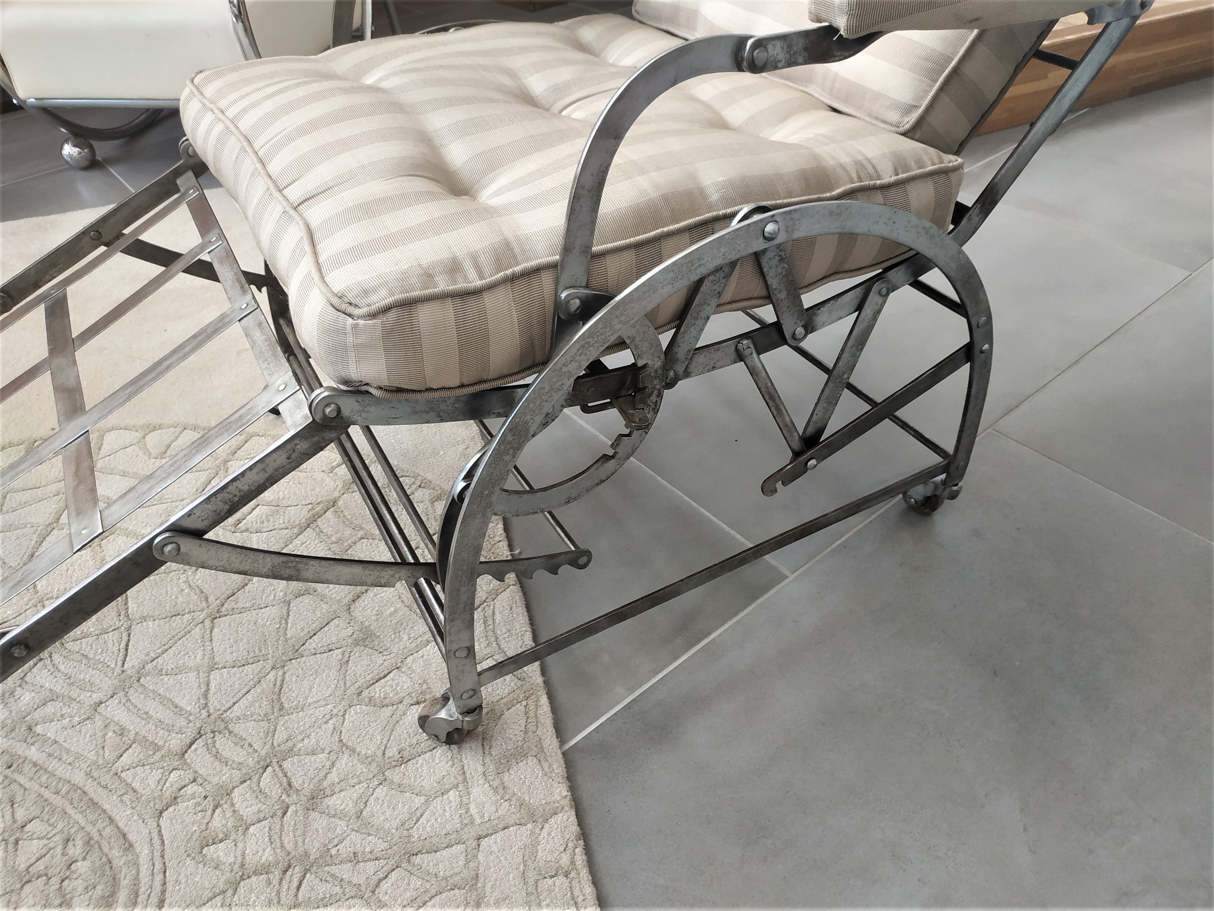 Wilson's adjustable folding chair made of steel produced in 1871