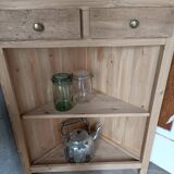 Corner cabinet