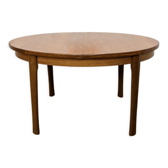 Scandinavian oval table - 405