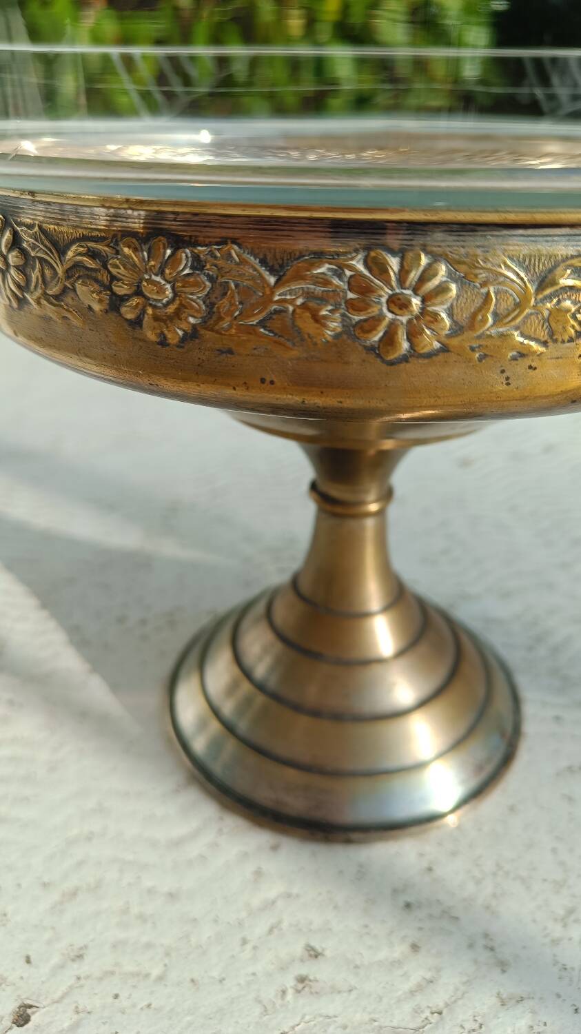 Vintage Art Deco brass cup