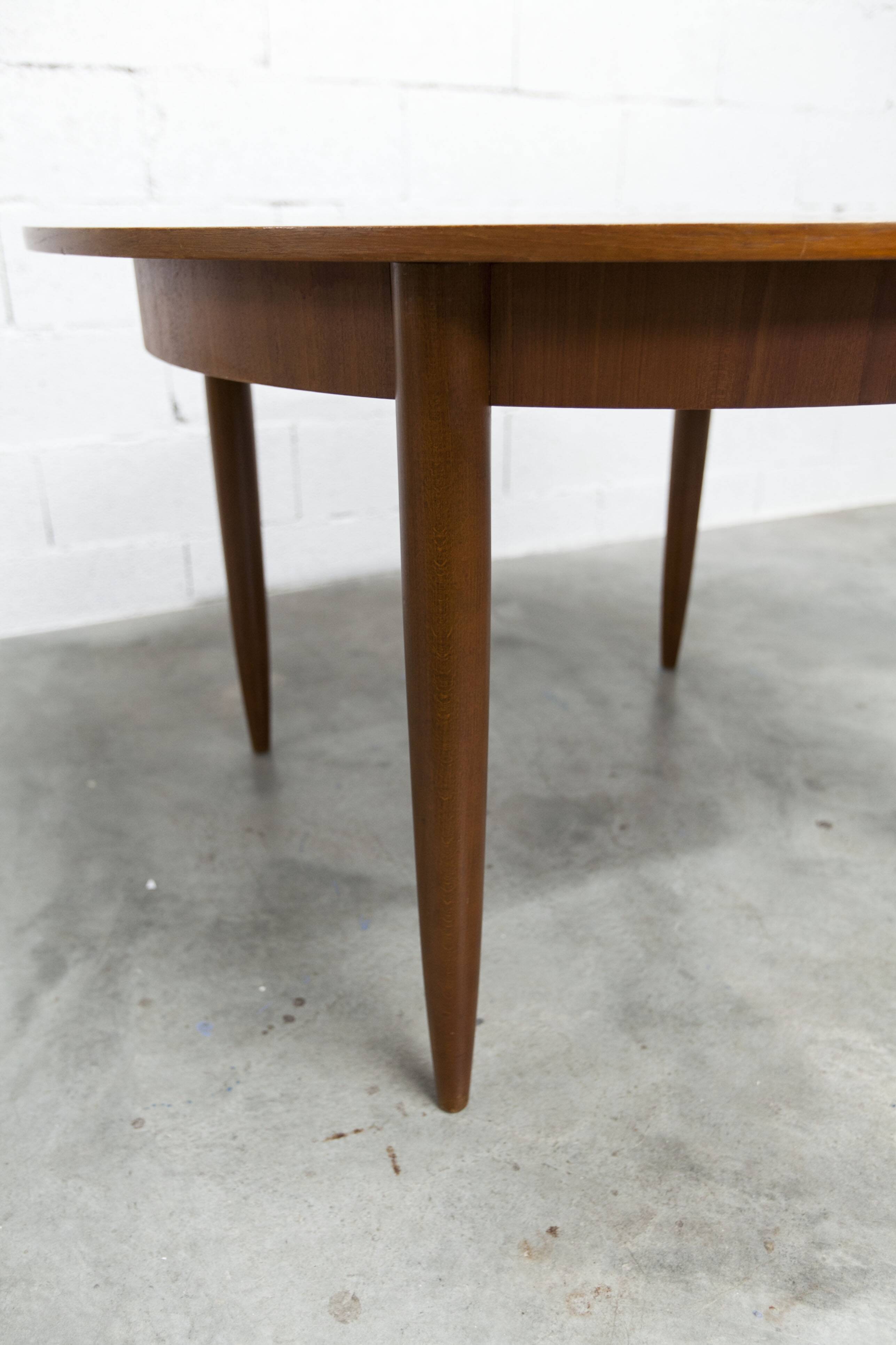 Transformable teak table 1968, impeccable condition