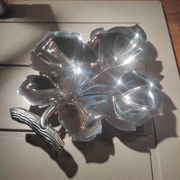 Aperitif dish leaf shape