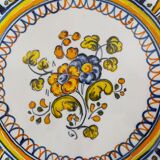 Hand-painted hand-painted decorative plate