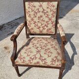 Fauteuil Louis XVI en noyer du XIXème siecle