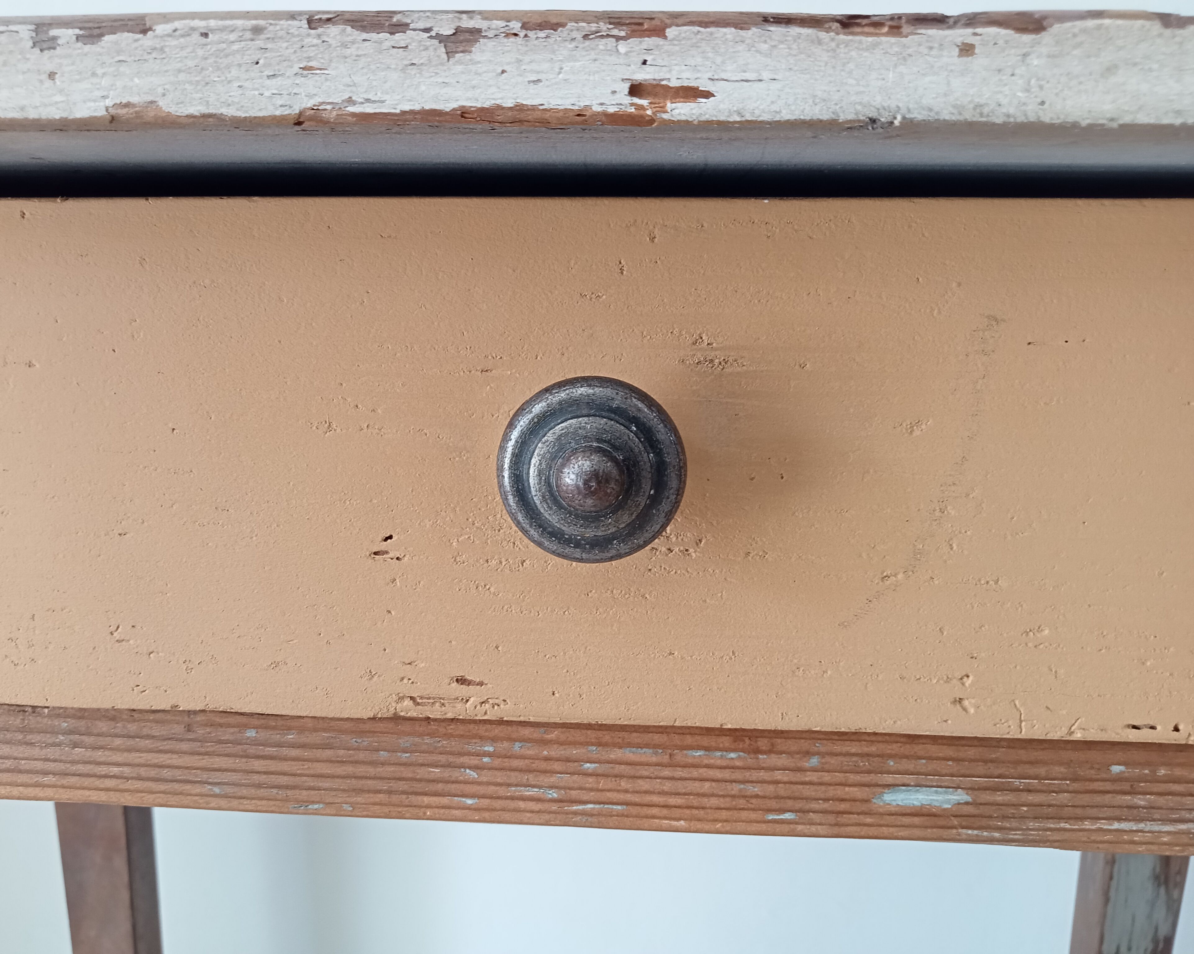 Petite table ancienne de ferme