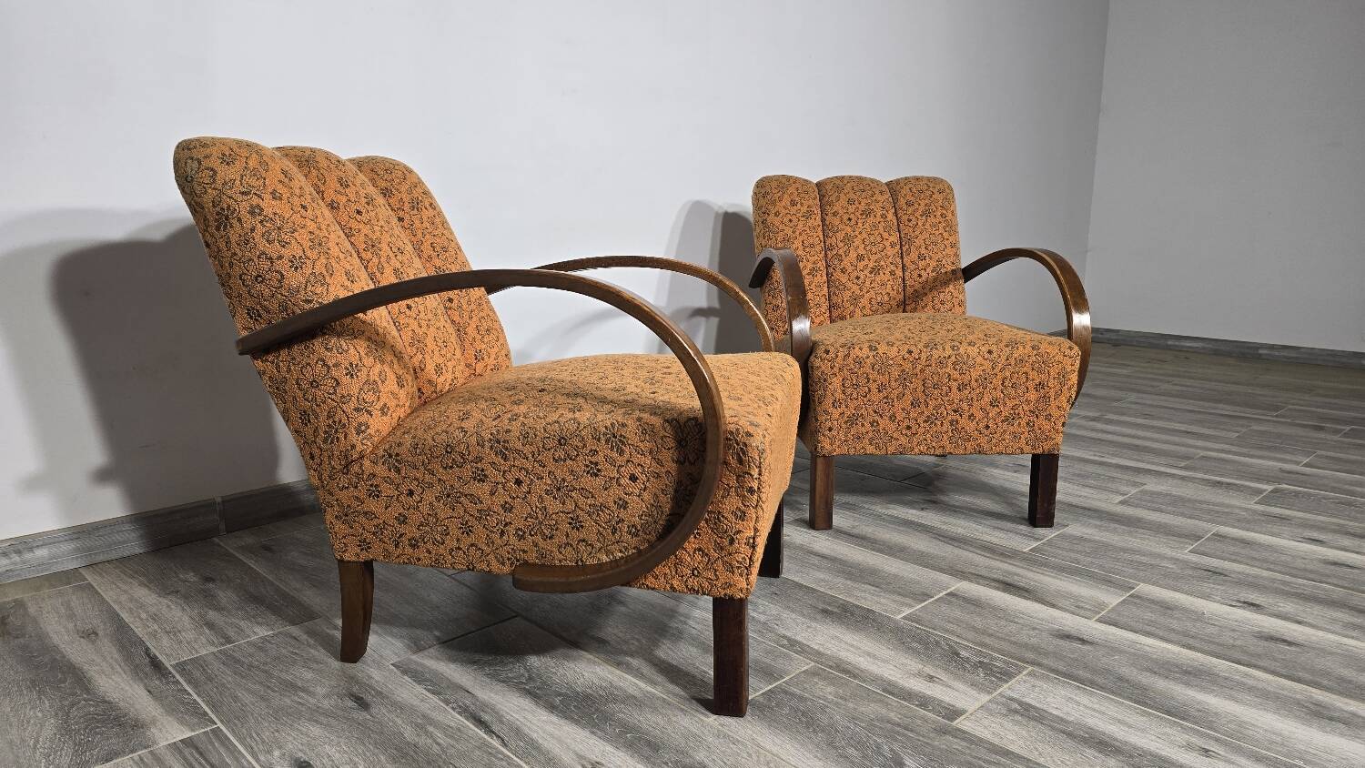 Set of Vintage Armchairs by Jindrich Halabala, 1940s