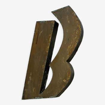 Lettre d’enseigne dorée « B »