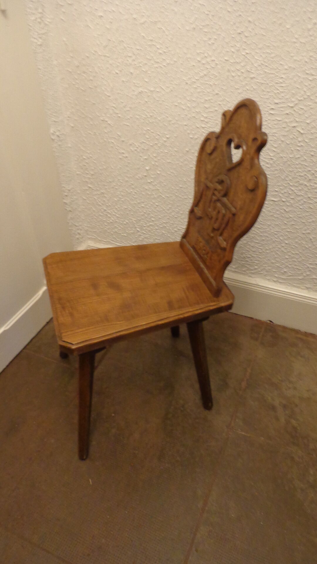 Chaise caducée pharmacie