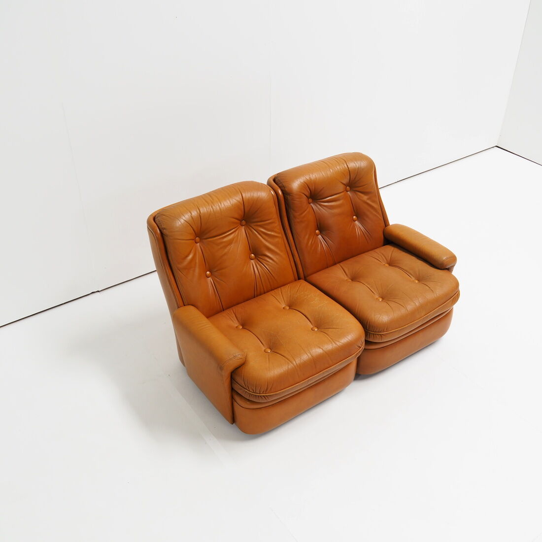 Leather two-seater by Michel Cadestin for Airborne
