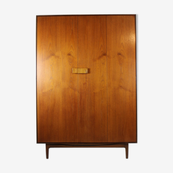 Garde-robe mid- century en teak par Ib Kofod-Larsen