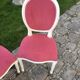 Série de chaises de style Louis XVI roses