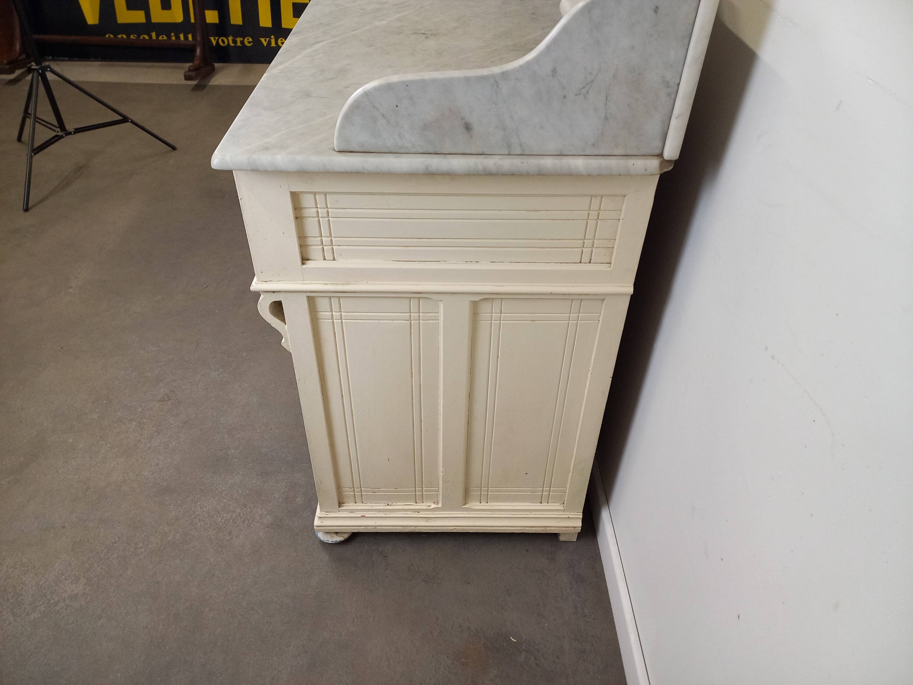 Marble top bathroom cabinet