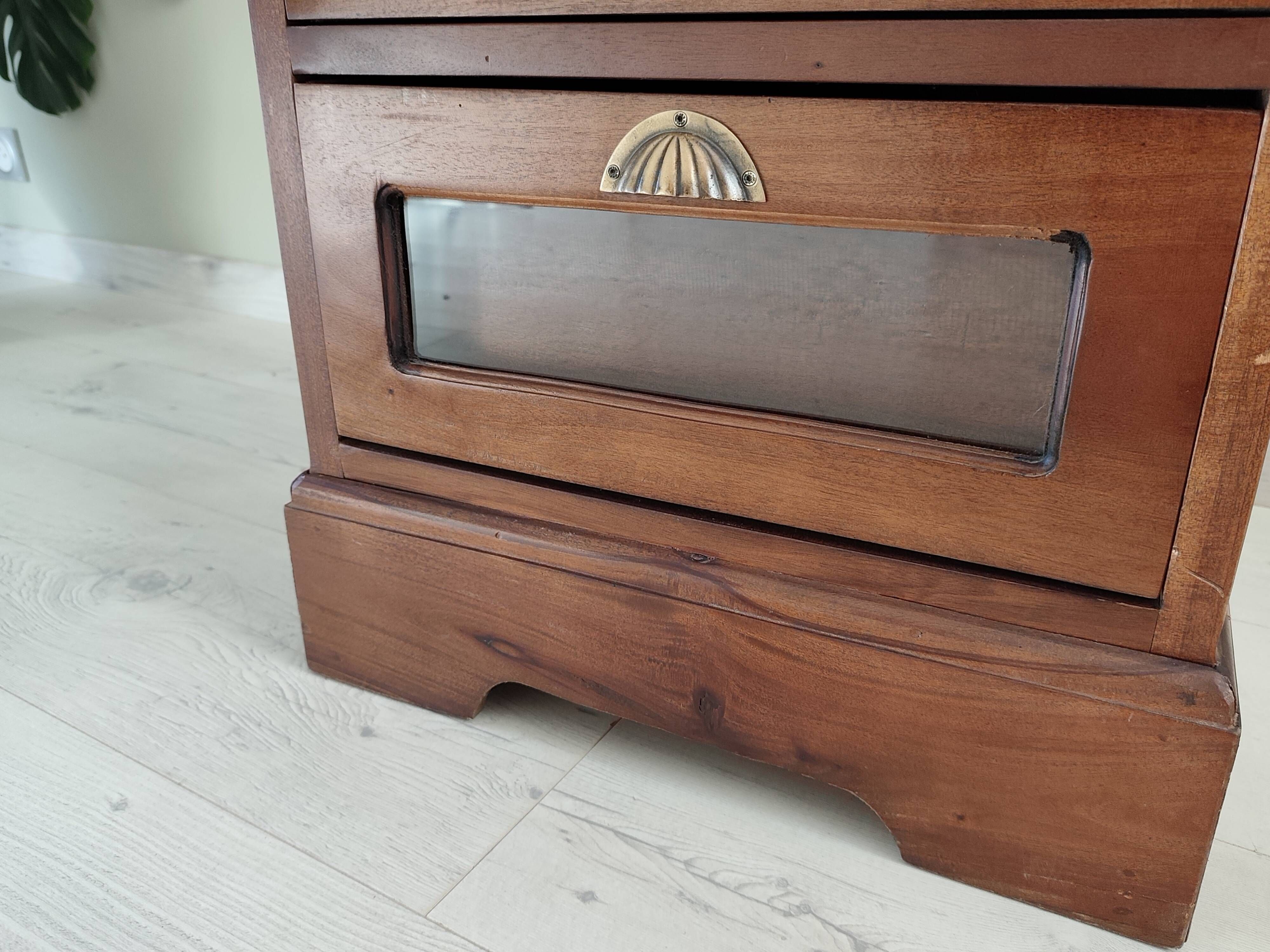Meuble en bois ancien a 3 tiroirs esprit brocante chic