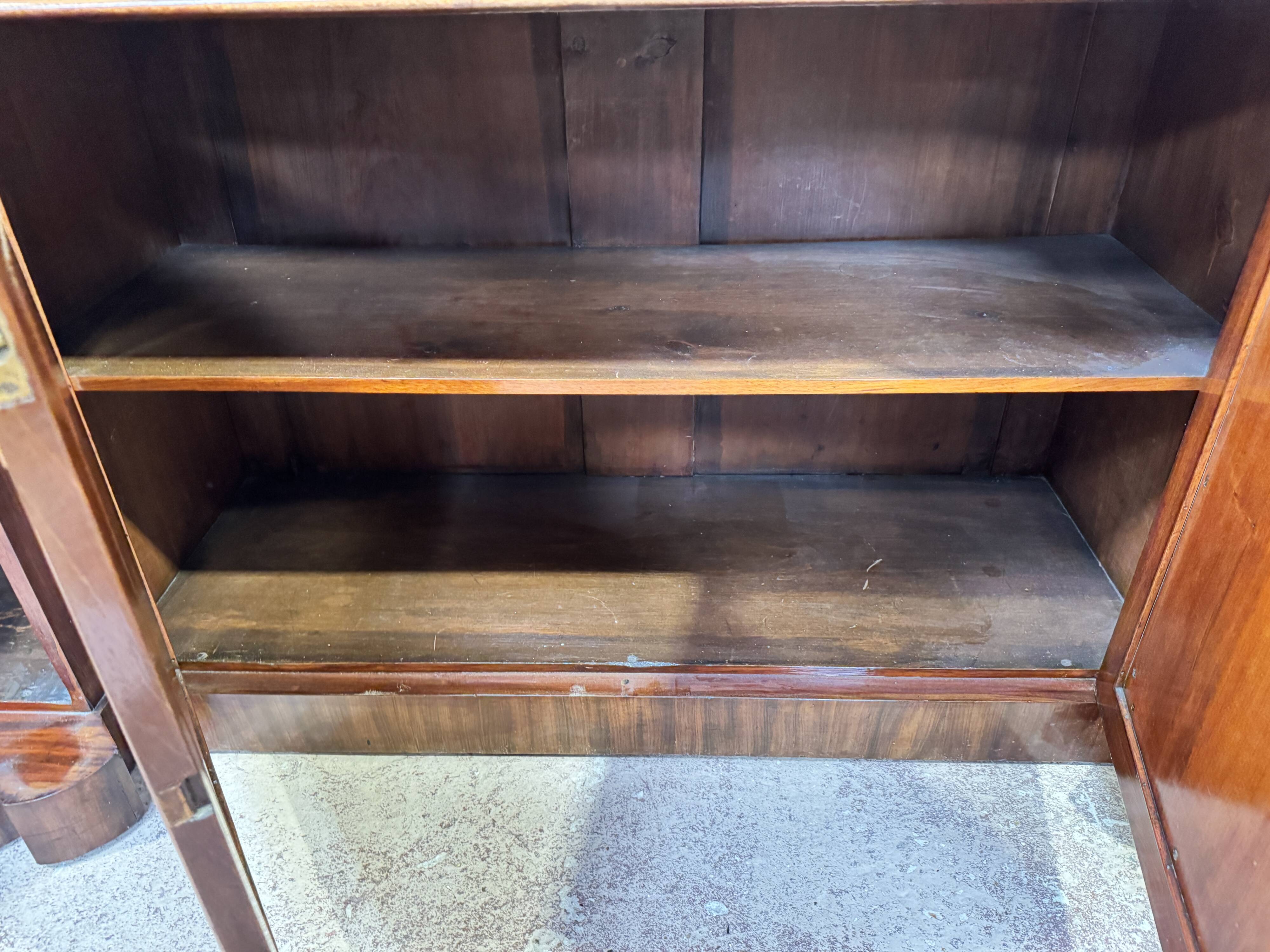 English enfilade in mahogany