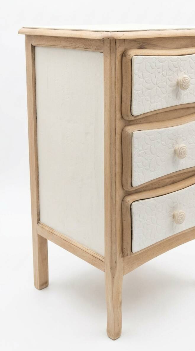 Commode style transition en bois clair et façade crème