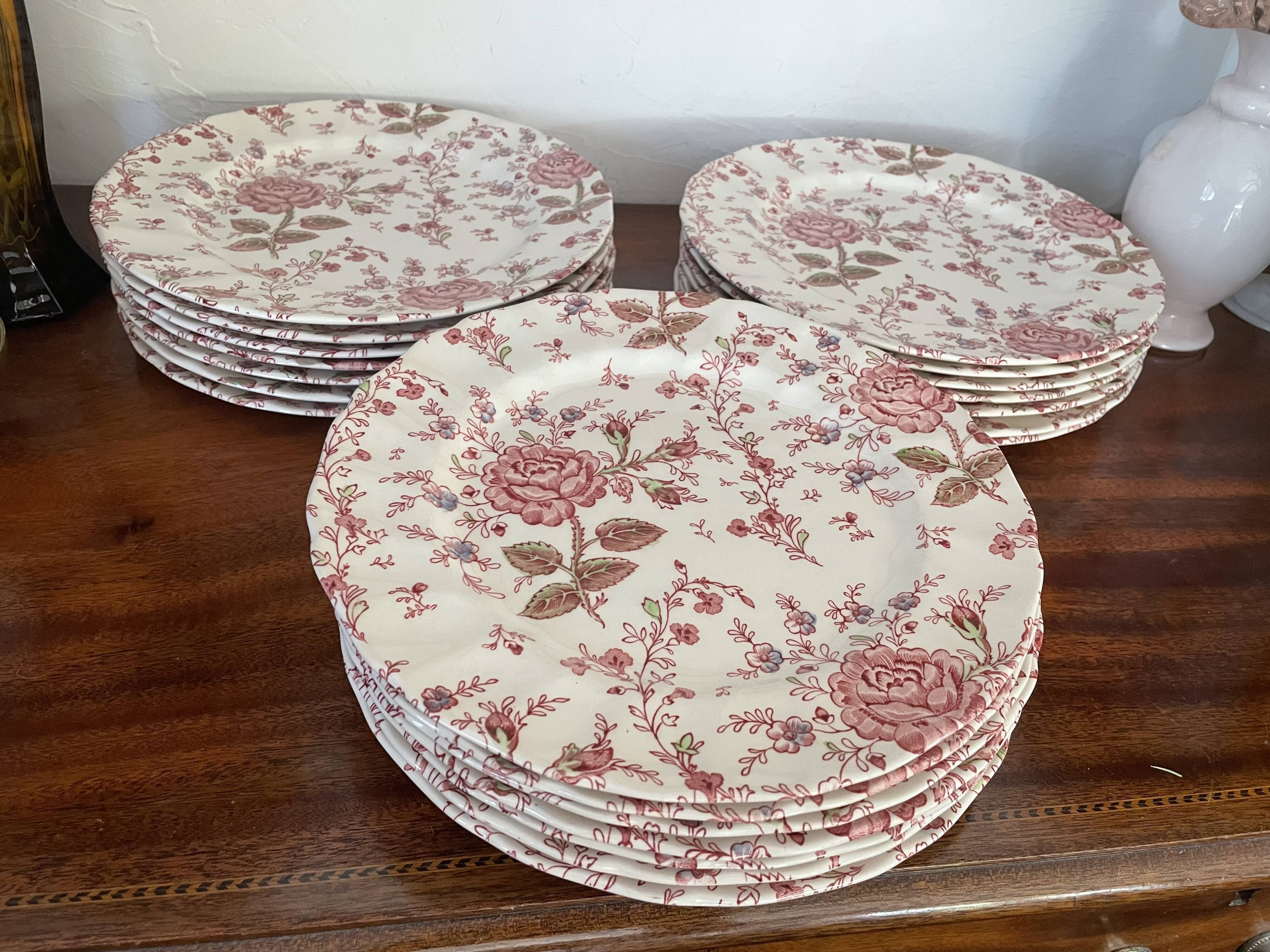 Lot de 7 assiettes plates rose Chintz Johnson Bros vintage Selency