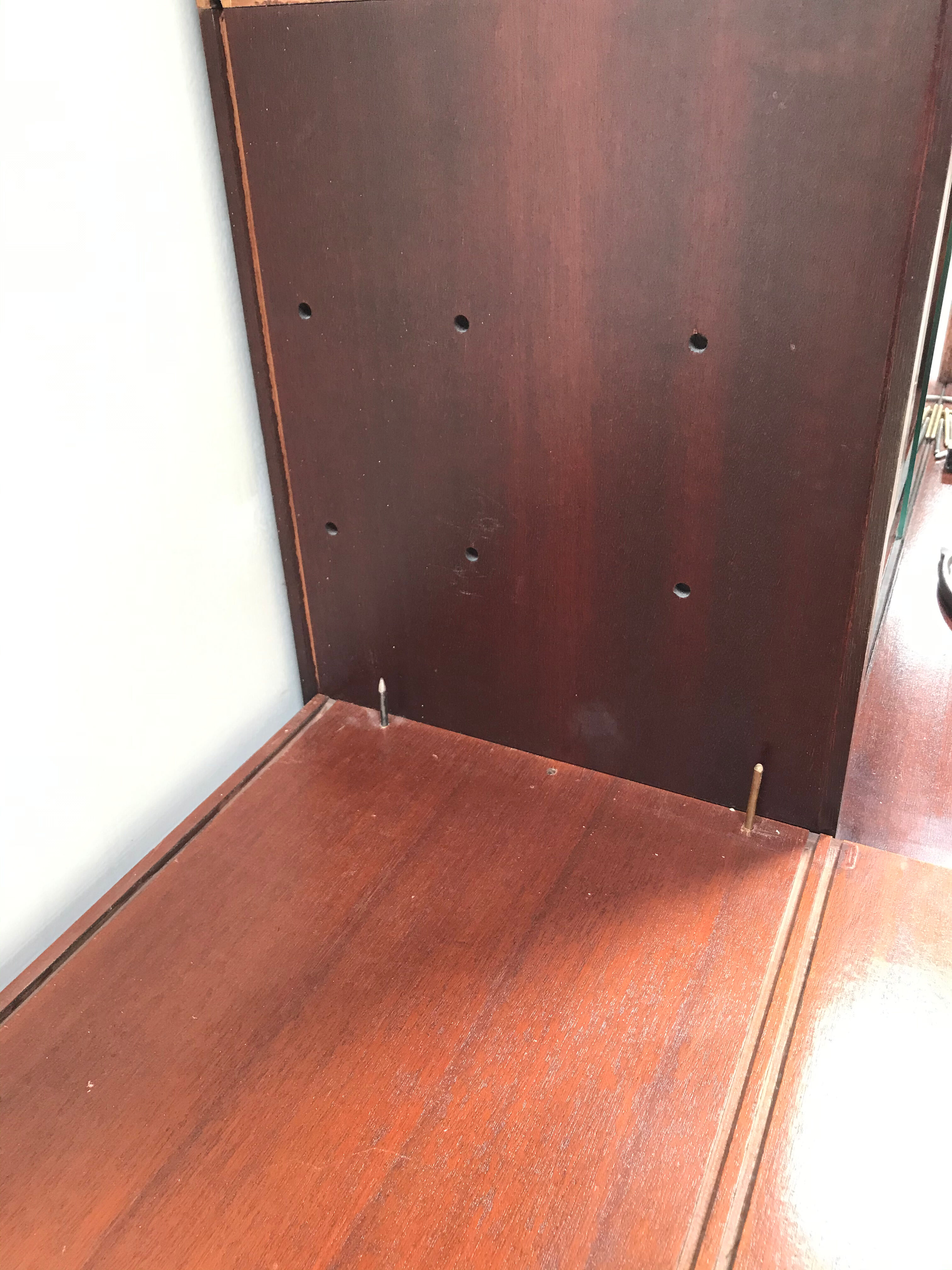 Oscar double-glazed library