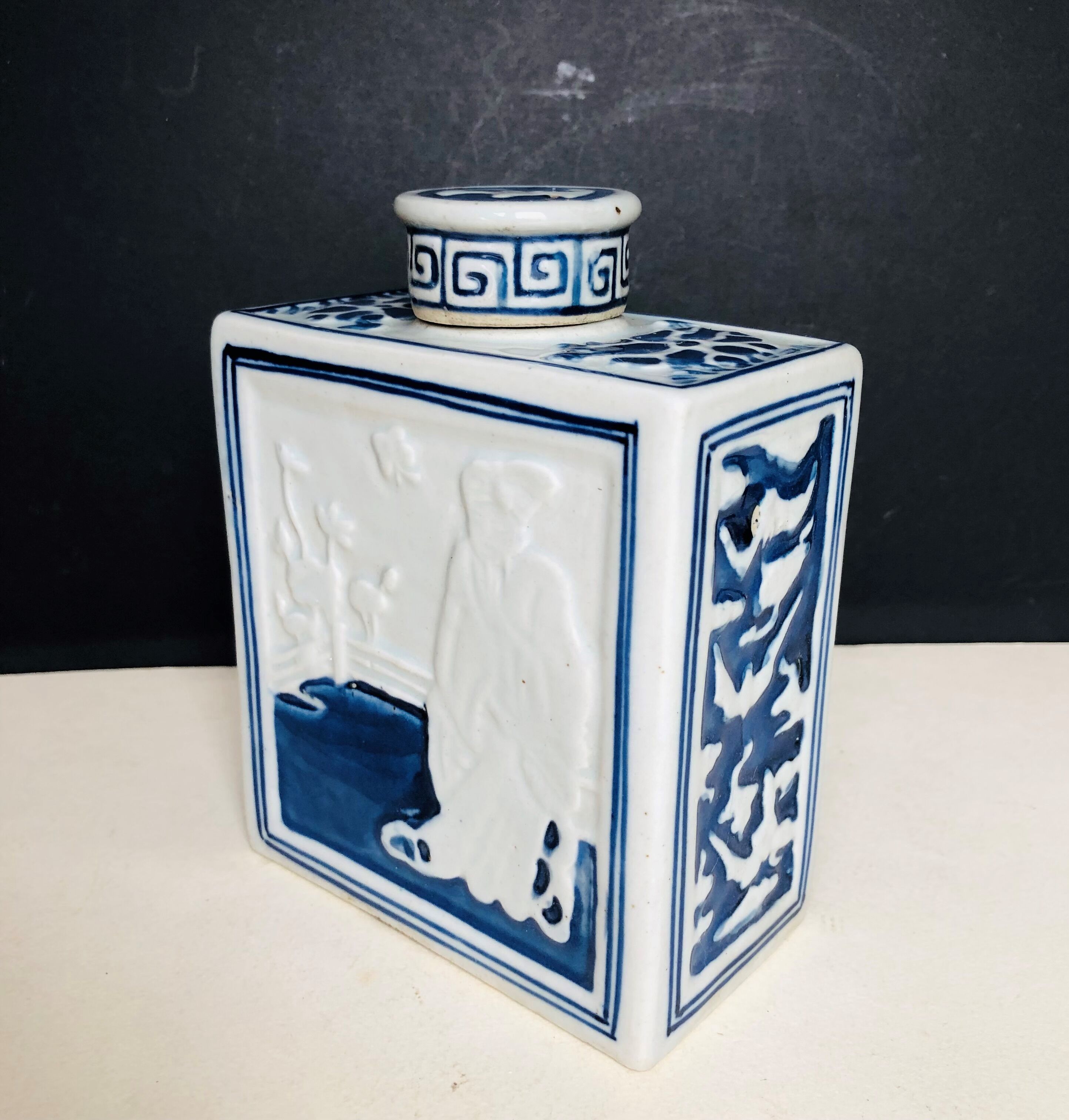 Ancient Chinese bottle