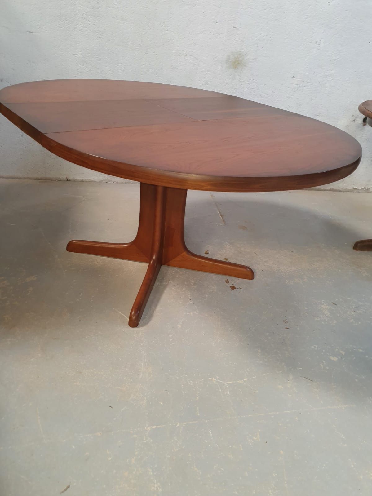 Table ronde extensible baumann en merisier