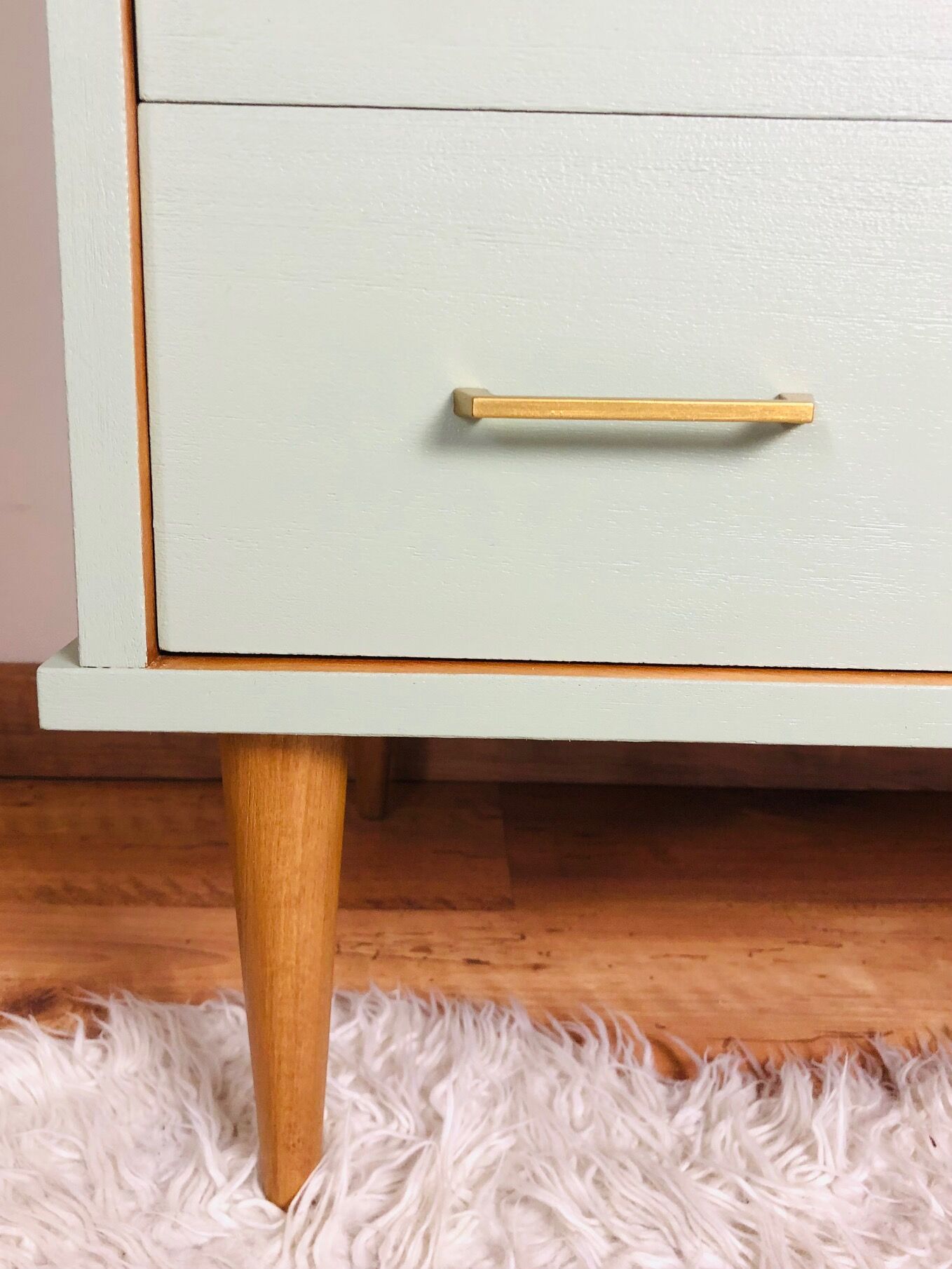 Vintage chest of drawers