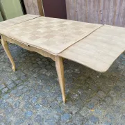 Table à manger Louis XV décapée en chêne massif 1970 215cm