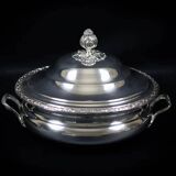 Silver-plated vegetable dish with matching tray – stamped