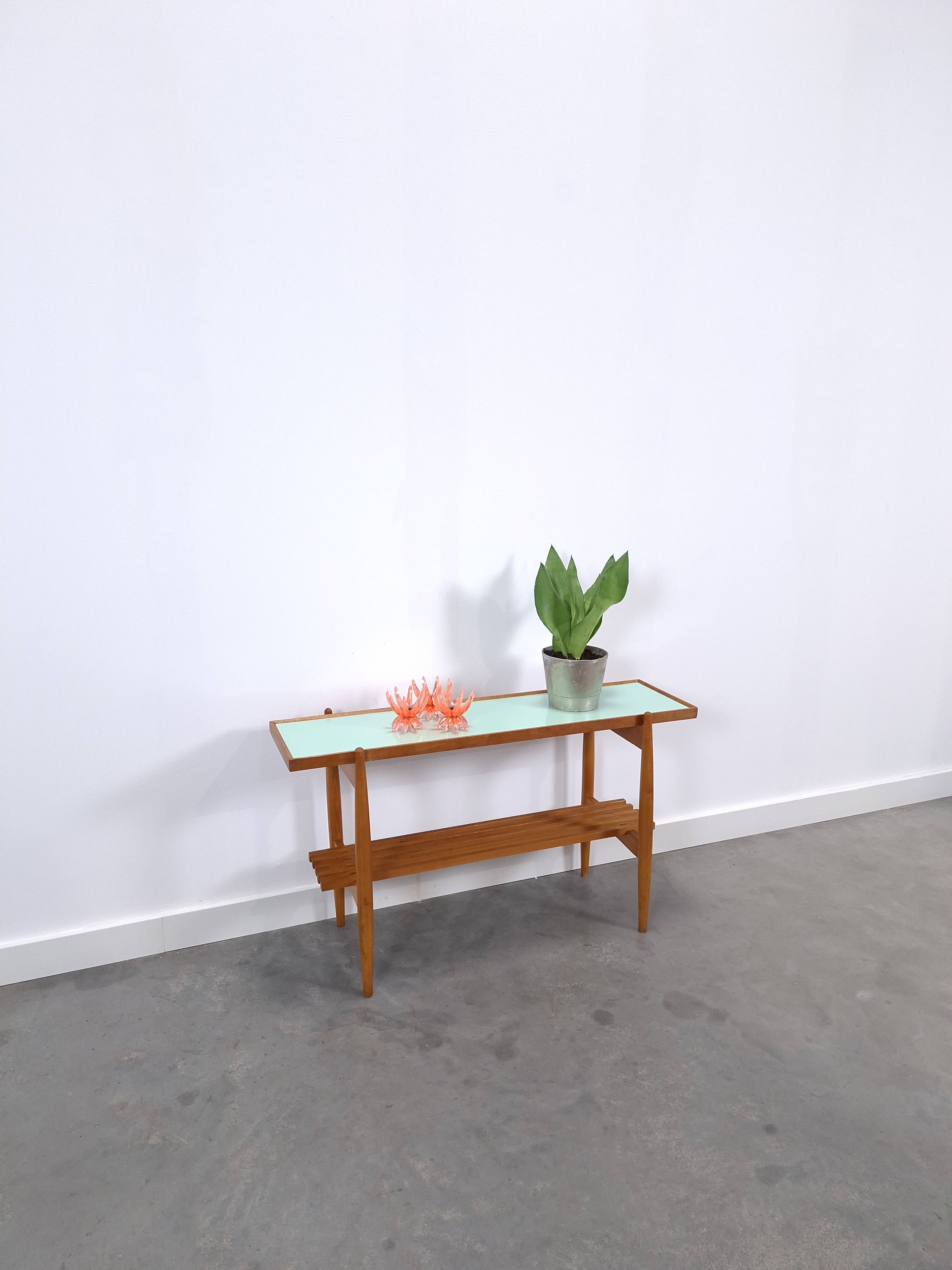 Vintage houten side table met mintgroen formica blad