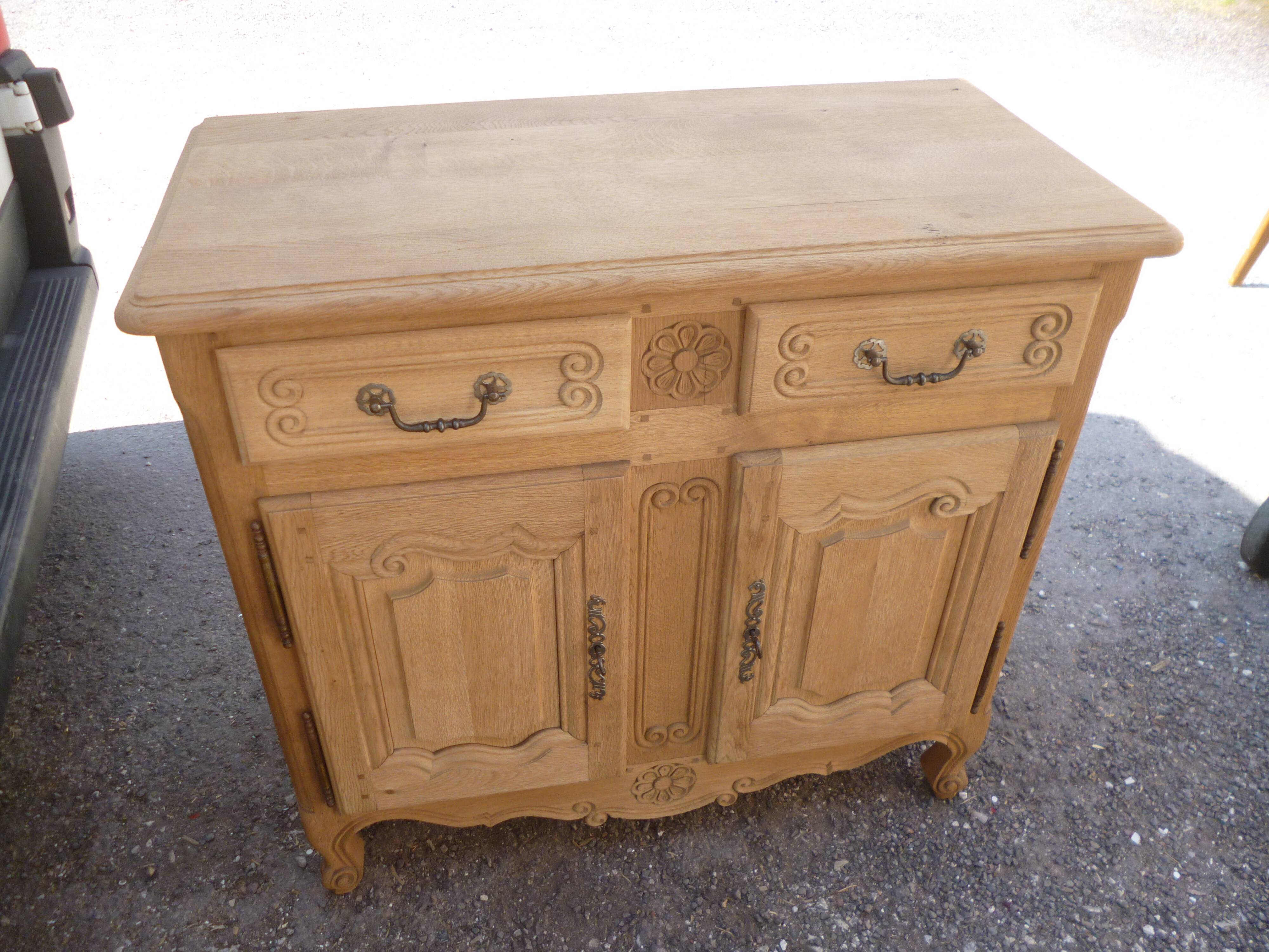 Bahut Louis XV stripped