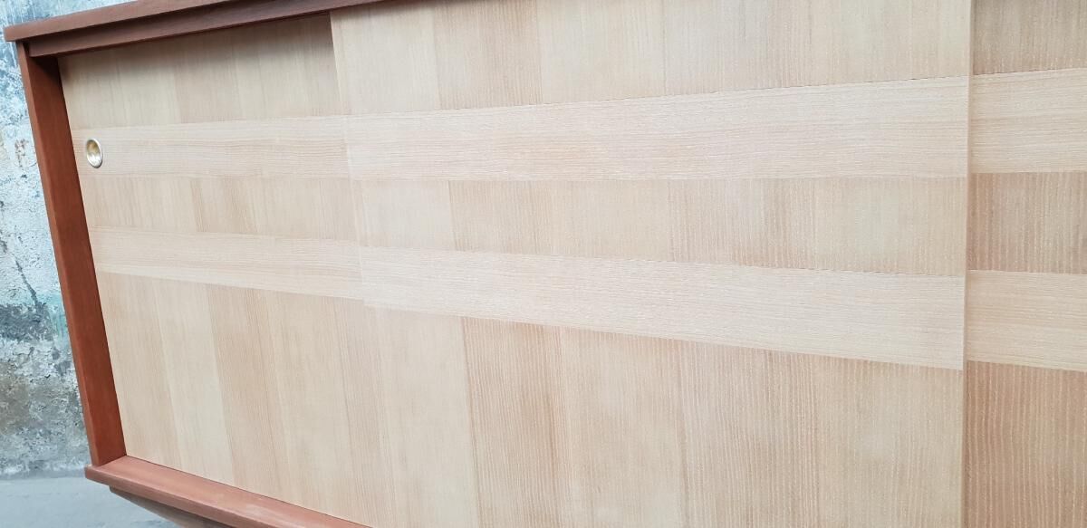 Vintage line with sliding doors