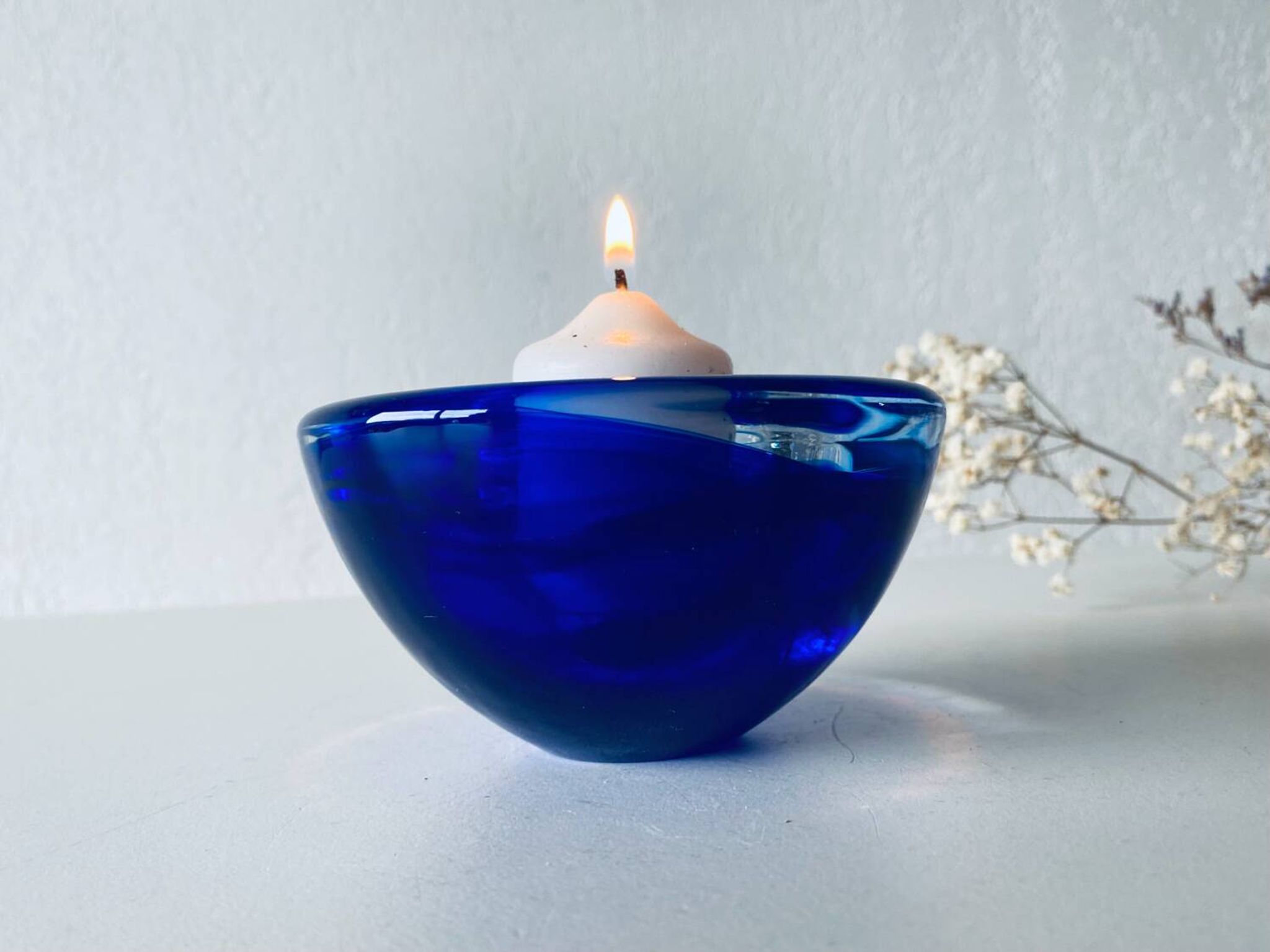 Bougeoir en verre bleu Kosta Boba