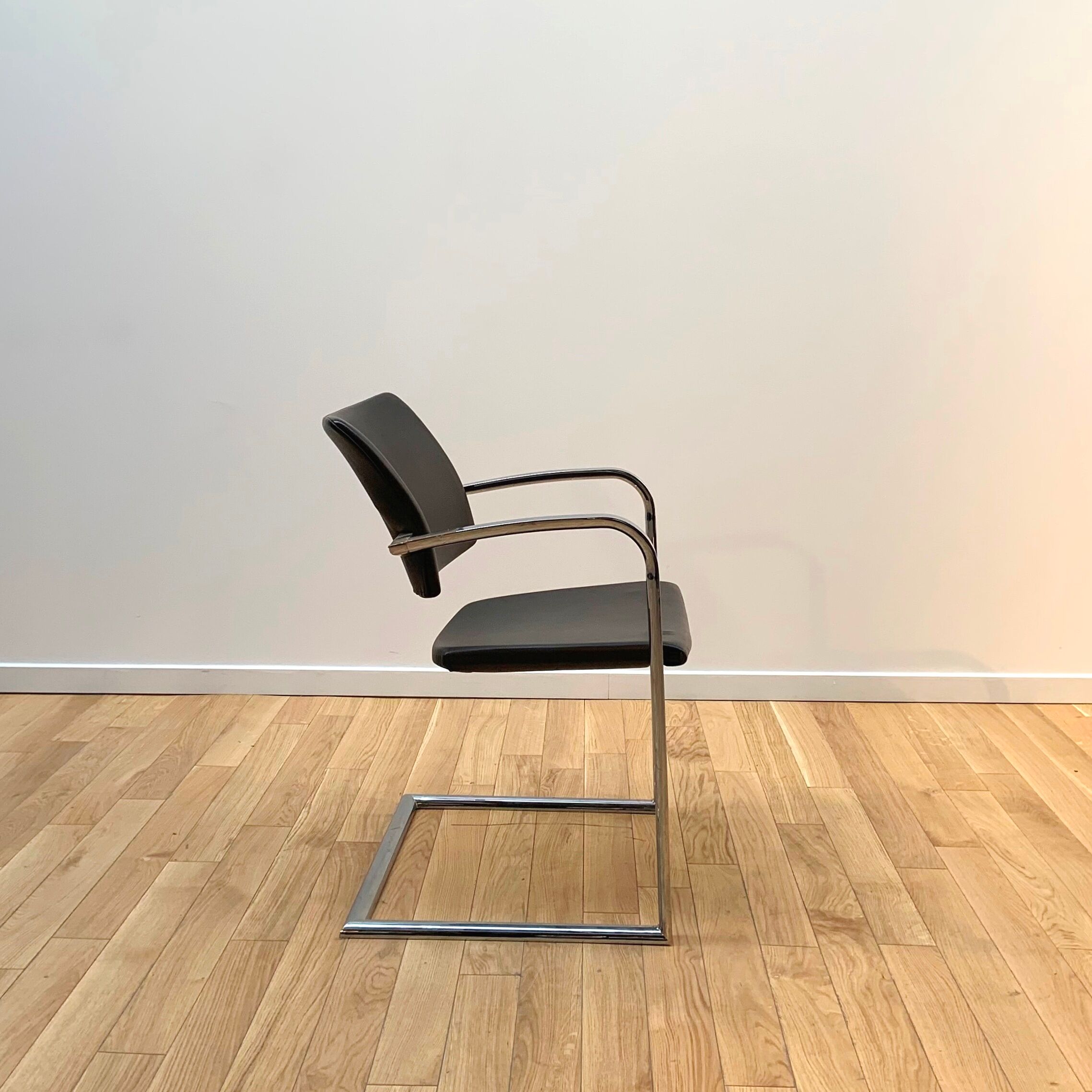 Armchair BCN 20, Joseph Lluscà for Enea