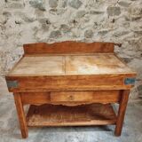 Table de boucher française vintage – Bloc de hêtre des années 1960 – Table de boucher avec tiroir et étagère