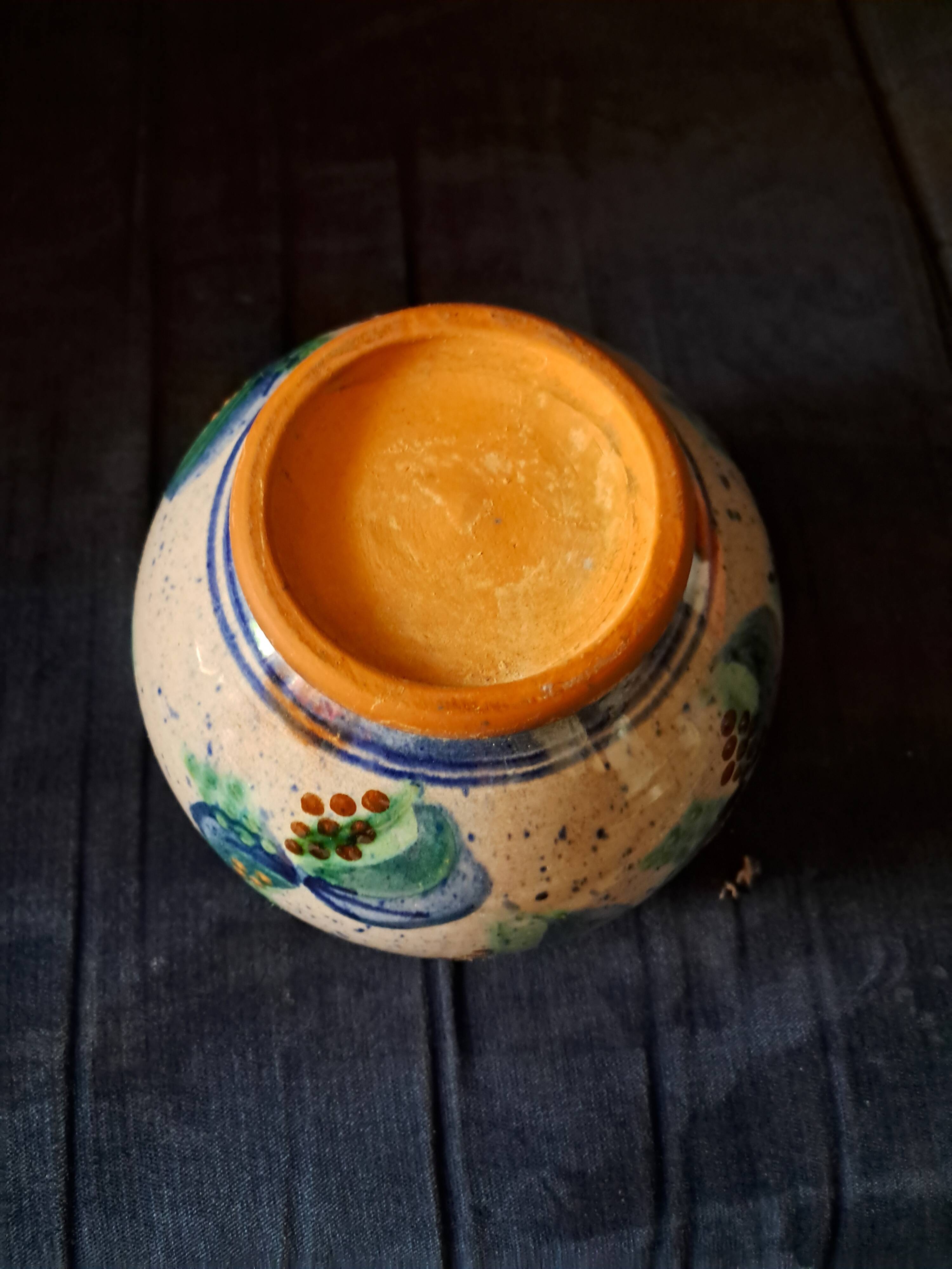 Vintage round vase