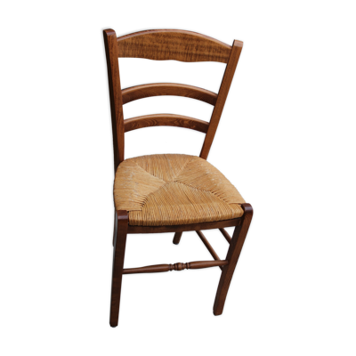 Chaise paillée de ferme